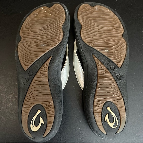 Olukai Kulapa Kai Silver Metallic Slip On Flip Flop Sandal Women’s Size 8 - Picture 8 of 10